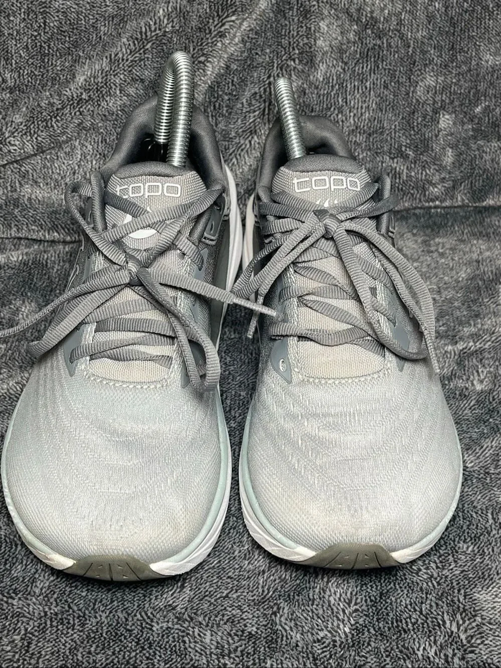 Topo Athletic Phantom 4 Women's 7.5 Wide Grey Running Shoes 5mm Drop W-Phantom 4